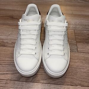 Louis Vuitton Time Out Sneaker